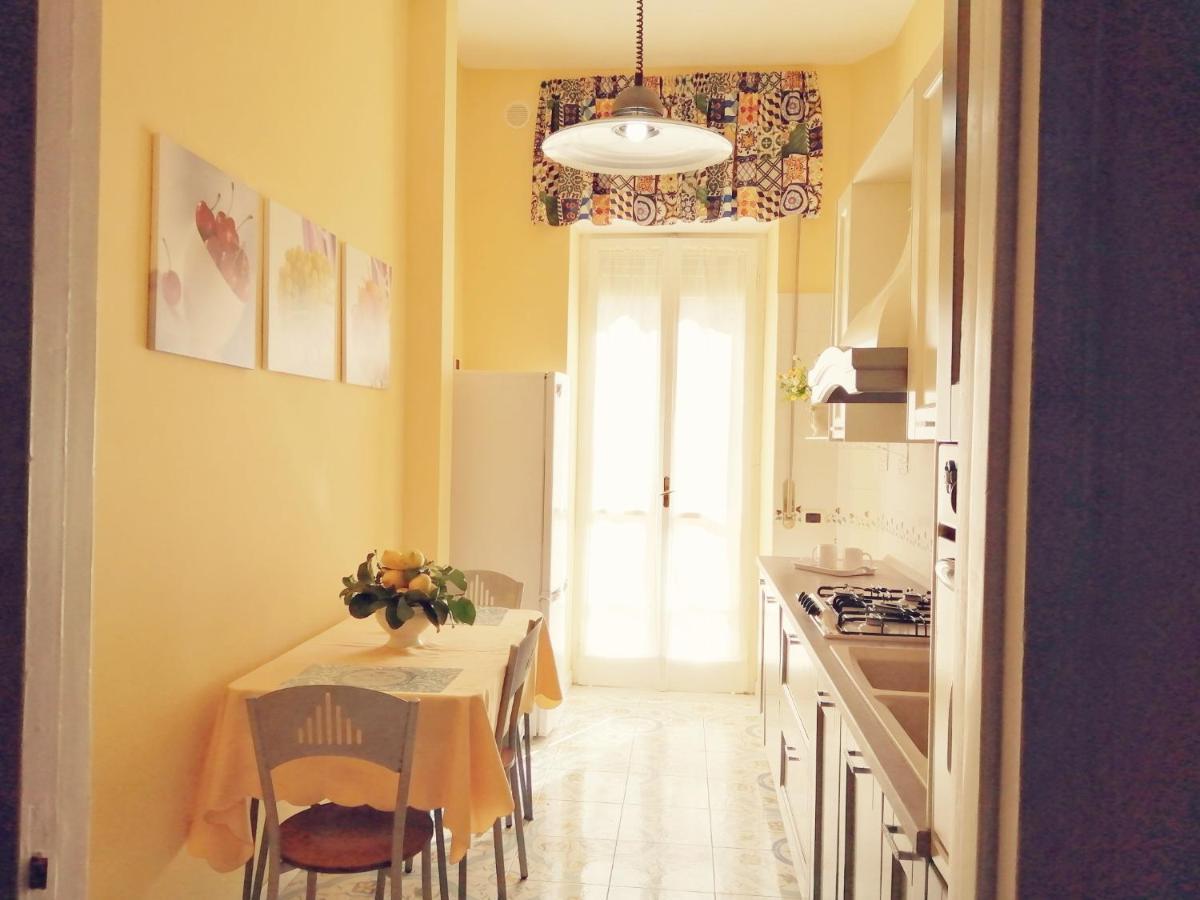 Residenza Regina Margherita Castellammare di Stabia Exterior foto